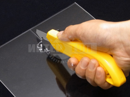 Набор OLFA Резак для пластика усиленный с 3-мя лезвиями PC-L, 13мм [4]  купить в Хабаровске